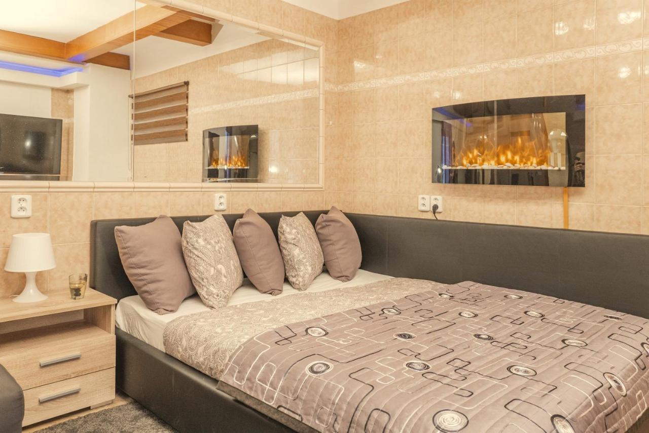 Wellness Studio! Finnish Sauna, Whirlpool, Gym & More! Praga Exterior foto