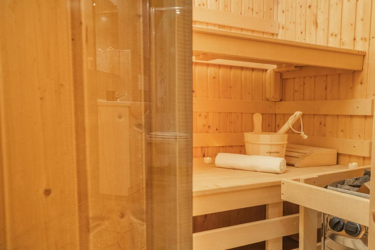 Wellness Studio! Finnish Sauna, Whirlpool, Gym & More! Praga Exterior foto